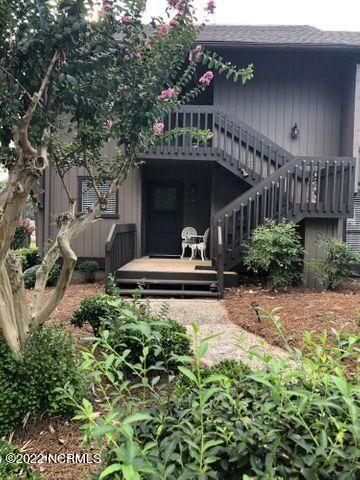 Primary Photo - 250 Sugar Gum Ln