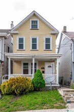 Building Photo - 1057 Jackson St