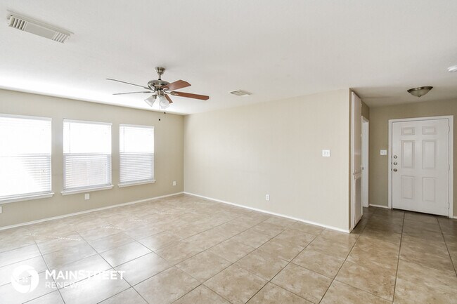Building Photo - 10334 Manor Creek
