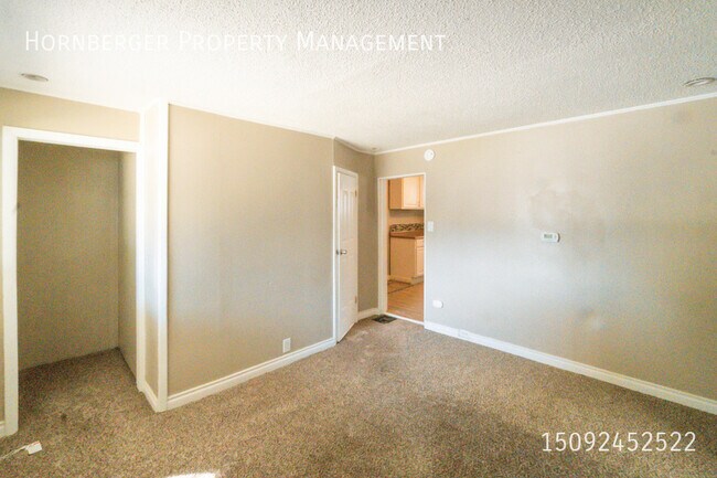 Foto del edificio - 611 E Longfellow Ave