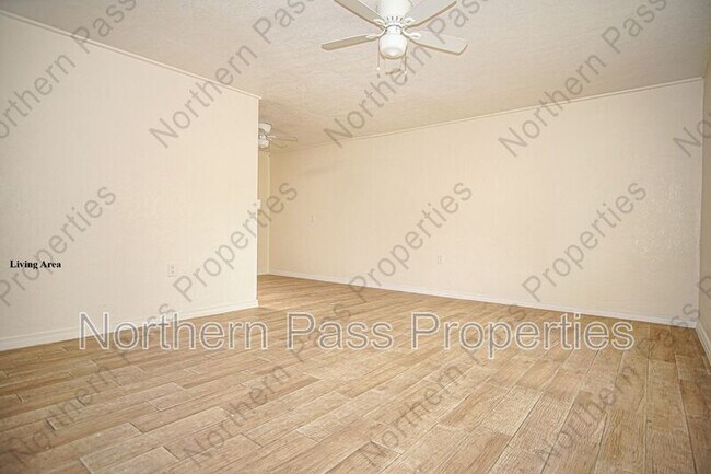 Foto del edificio - 601 Lafayette Dr