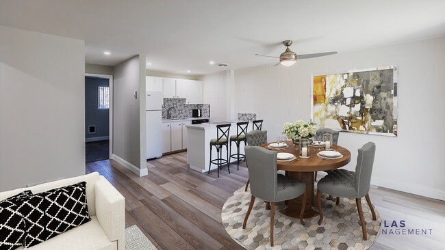 Building Photo - Tuscany Village