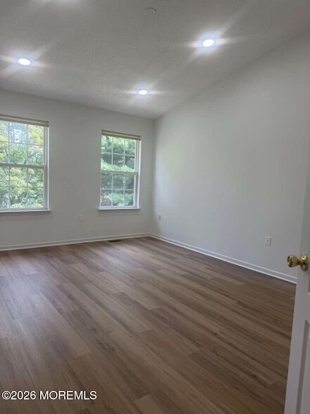 Building Photo - 2810 Ice House Ct