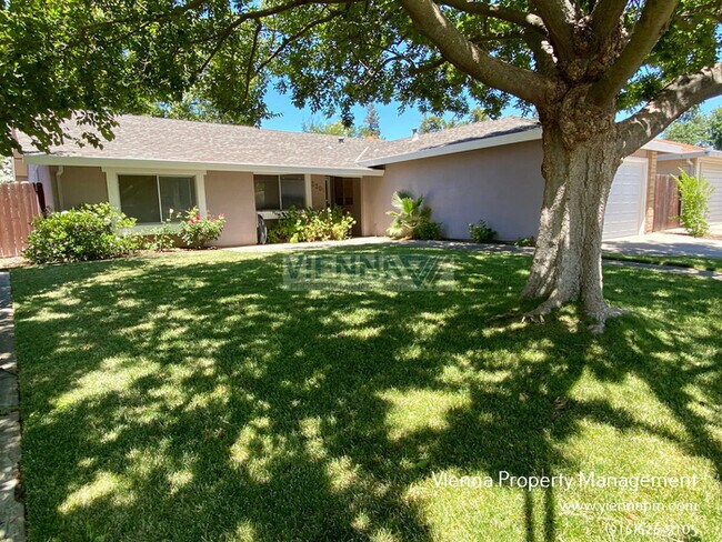 Building Photo - 3309 Huntsman Dr