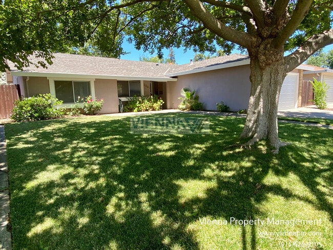 Photo - 3309 Huntsman Dr House