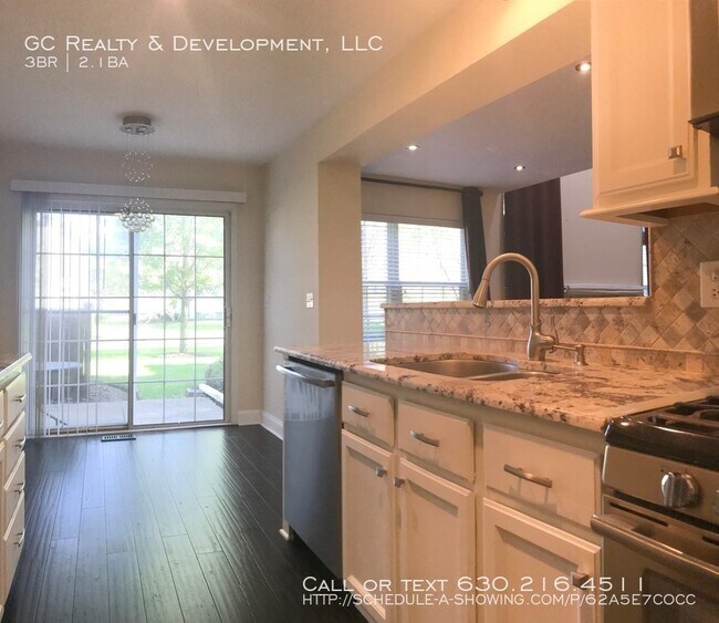 Building Photo - 121 Holmes Way