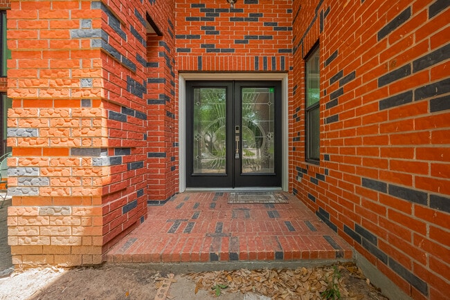 Building Photo - 6503 Taimer Ct