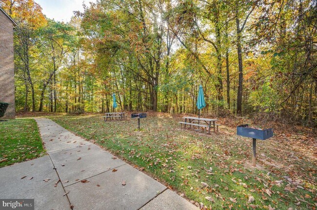 Foto del edificio - 10600 Partridge Ln