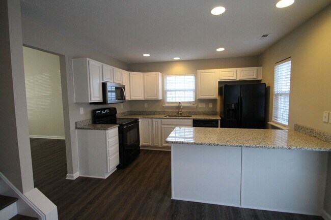 Foto del edificio - Exclusively offered by MUSE REALTY, LLC