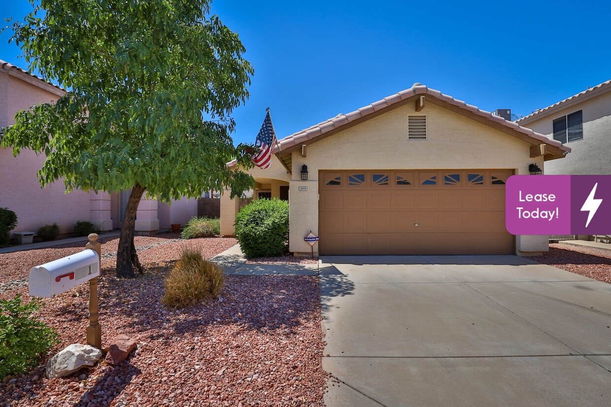 Primary Photo - 3919 E Rosemonte Dr