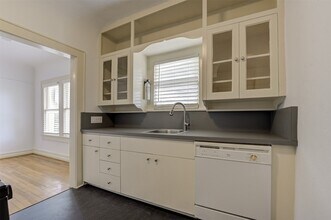 Building Photo - 1516 Bonnie Brae St