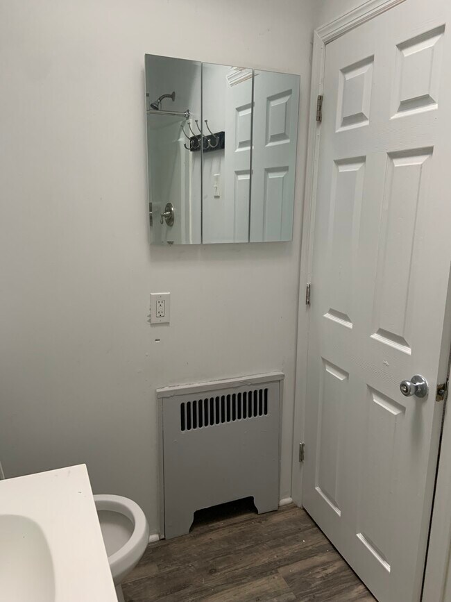 Bathroom - 2251 Longshore Ave