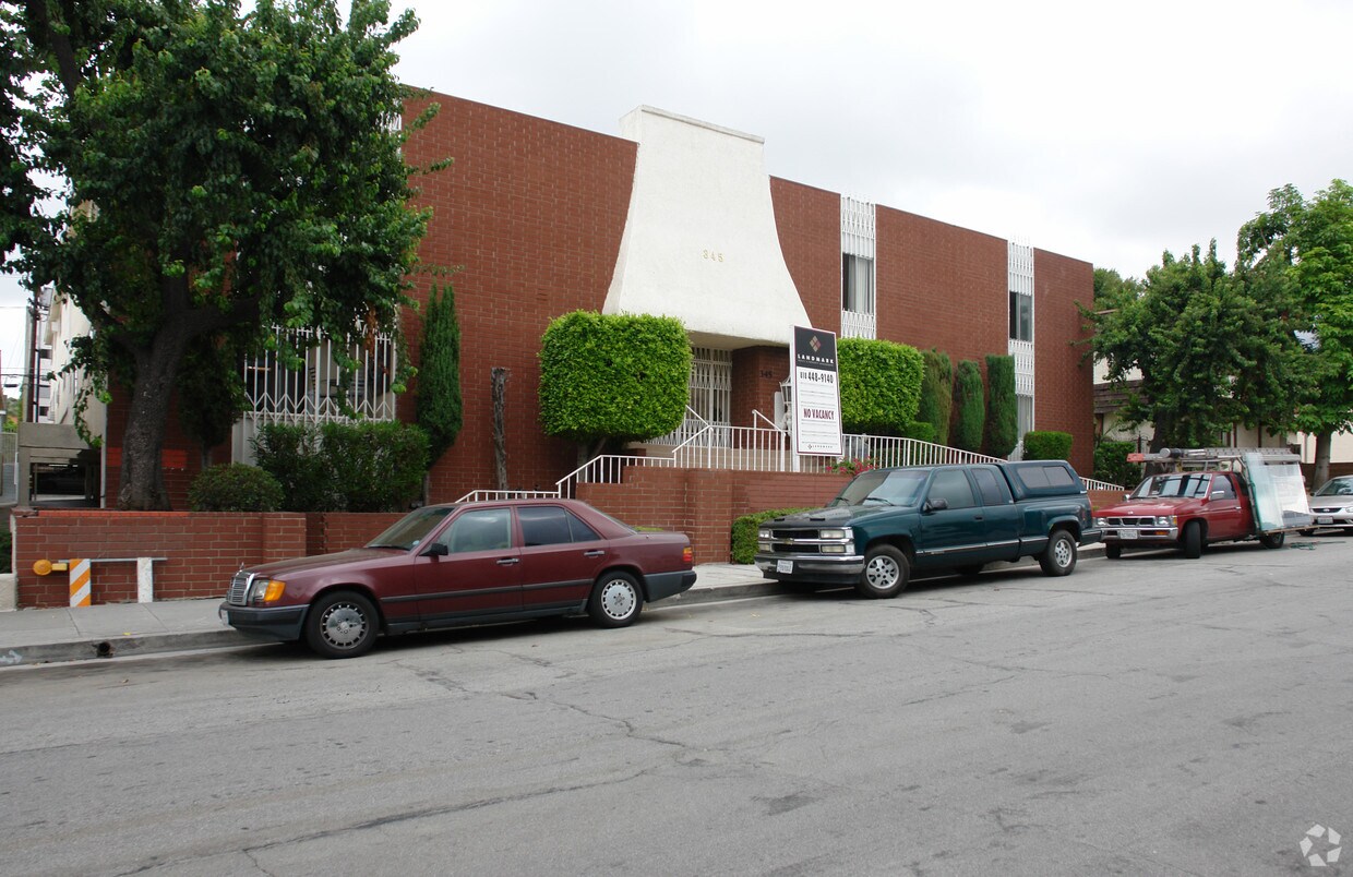 Building Photo - 345 E Santa Anita Ave
