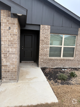 Building Photo - 1209 Lehmann Dr