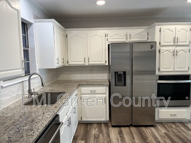 Foto del edificio - 929 N Juniper St
