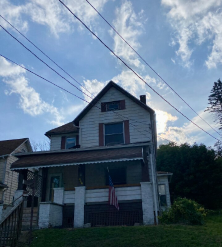 406 Logan Ave, Sharon, PA 16146 House Rental in Sharon, PA