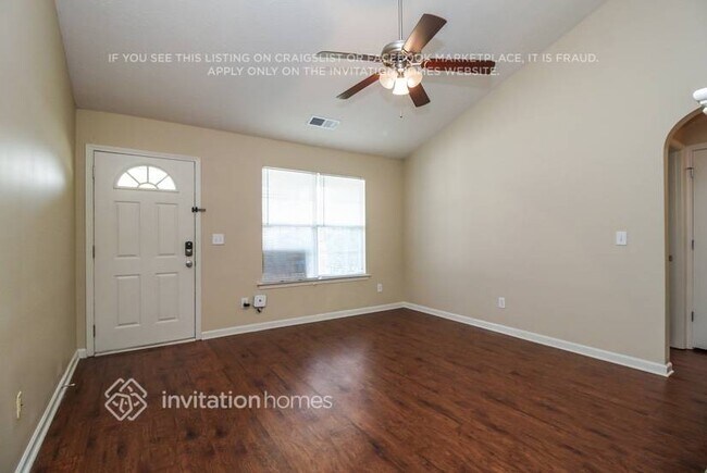 Foto del edificio - 207 Misty Ridge Trail
