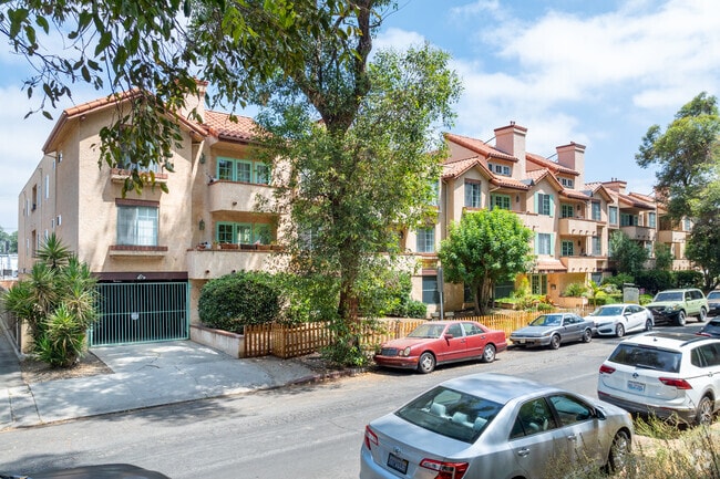 Building Photo - A & J Investments
