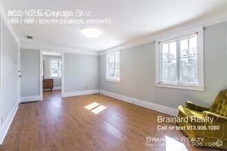 Building Photo - 802 E Cayuga St
