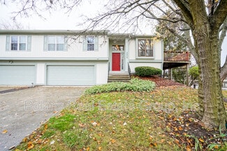 Building Photo - 2808 Lakeshire Ln