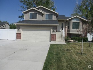 Building Photo - 322 N 3335 W