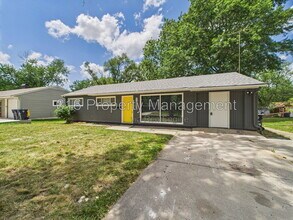Building Photo - 11230 Corrington Ave