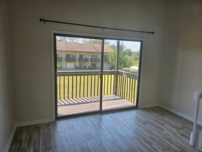Building Photo - 1255 Ponce Island Dr