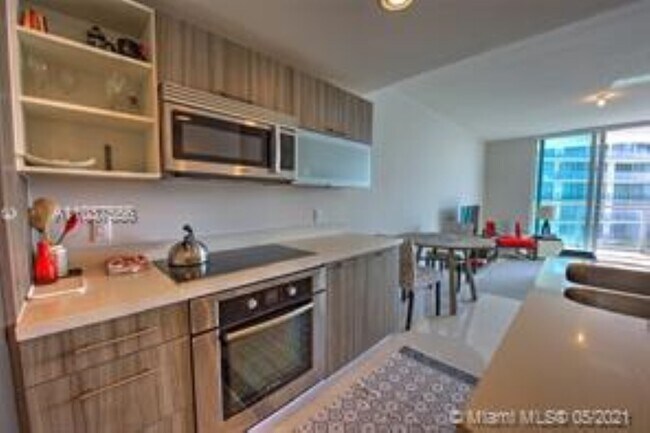 Building Photo - 6700 Indian Creek Dr