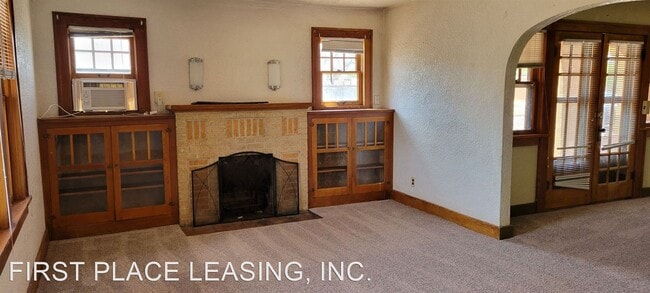 Building Photo - 3 br, 2 bath House - 1000 Connelly St.