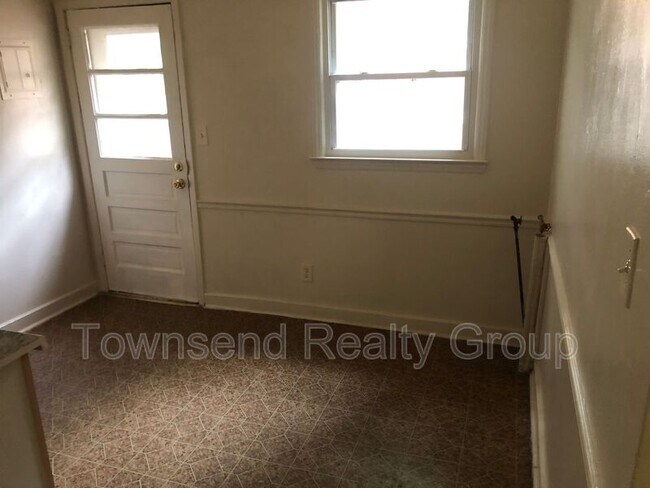 Building Photo - 2127 Lincoln Heights Ct