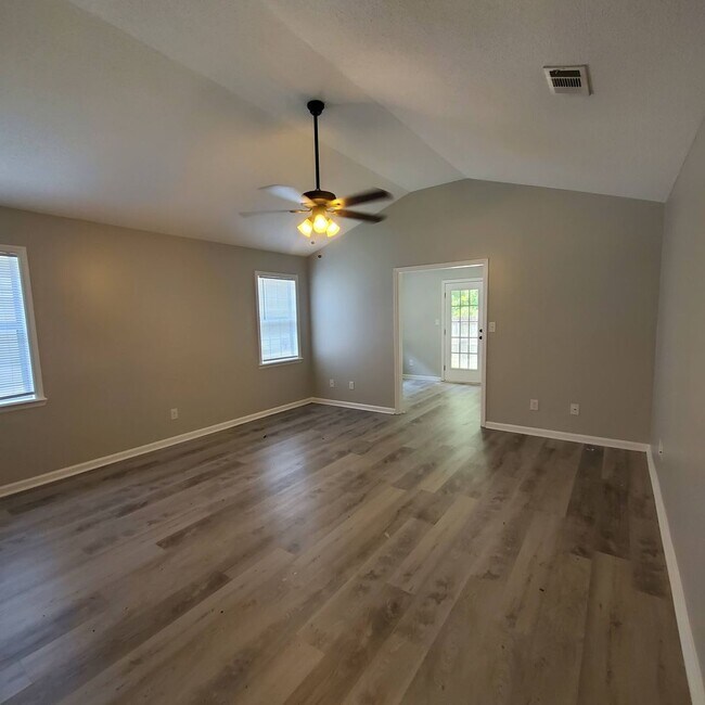 Foto del edificio - Southern Comfort: Your Dream Rental Home i...
