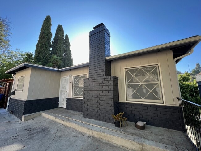 Building Photo - 1606 Westerly Ter