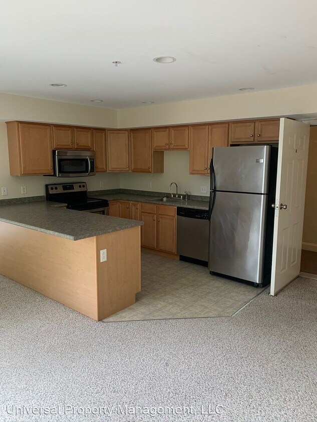 12 Dame St, Kittery, ME 03904 Room for Rent in Kittery, ME