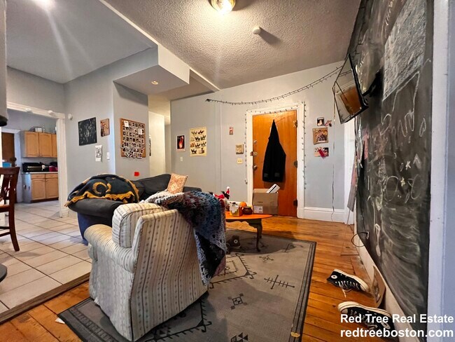 Foto del edificio - 18 Glenville Ave