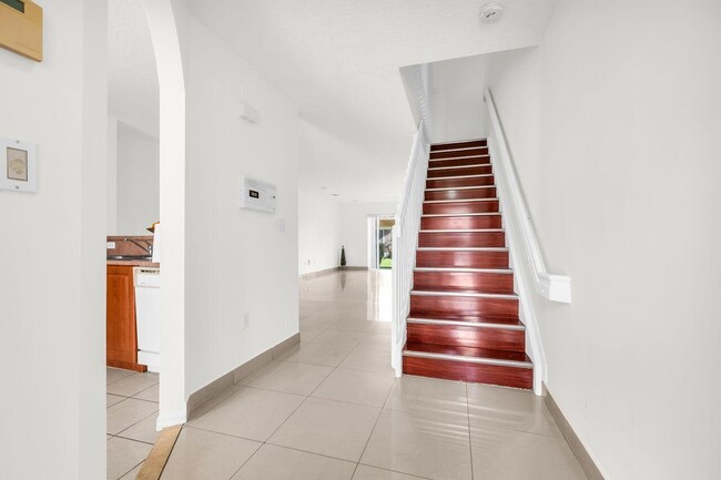 Building Photo - 3169 SW 129th Terrace