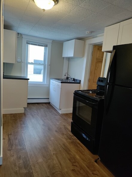 Foto principal - 143 Chestnut St