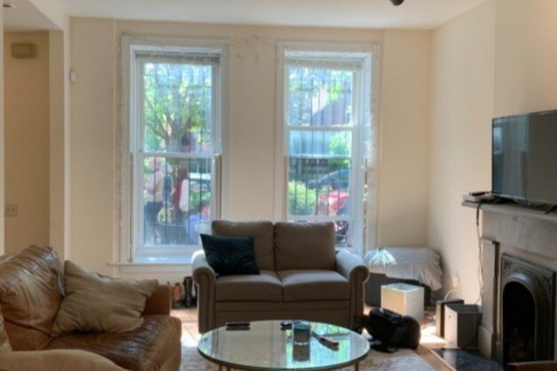 Western facing - tons of natural light! - 2015 N Fremont St