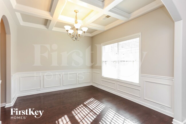 Building Photo - 7 Abington Ln