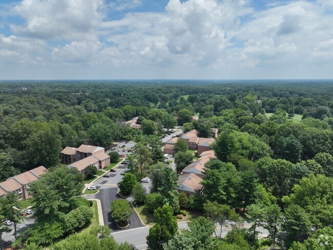 3D Exterior - Charter Oak Apartments