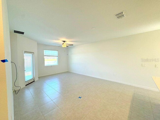Building Photo - 10315 Honey Hammock Wy