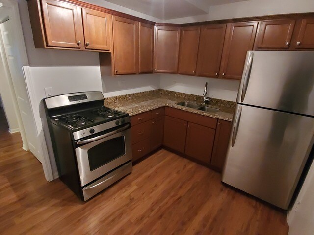 Foto del edificio - 430 Elmwood