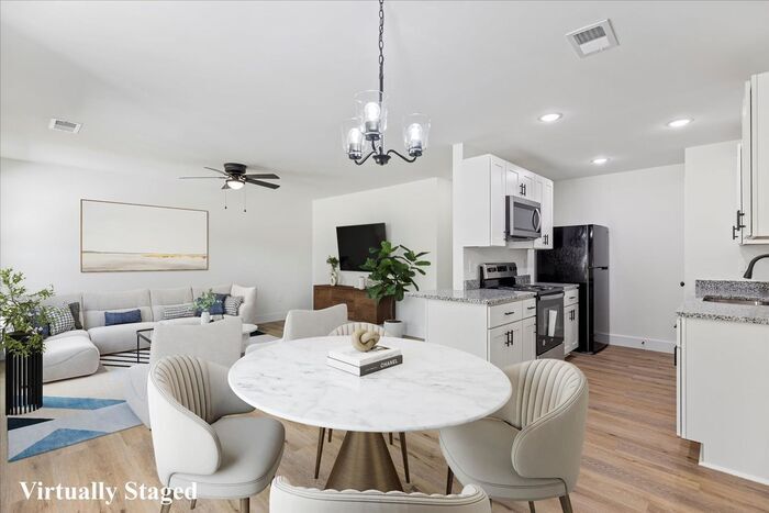 Primary Photo - Arlington Townes - Beautiful 3 Bed 2 Bath ...