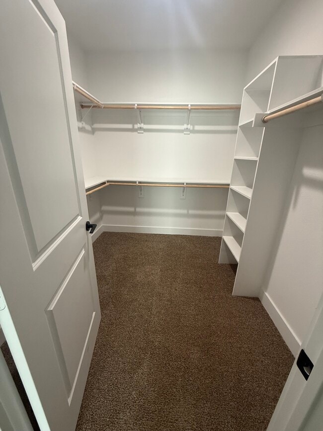 Foto del edificio - Pin Oak Apartments