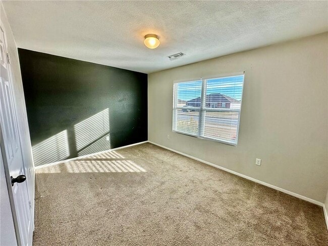 Foto del edificio - 816 NW 68th Ave