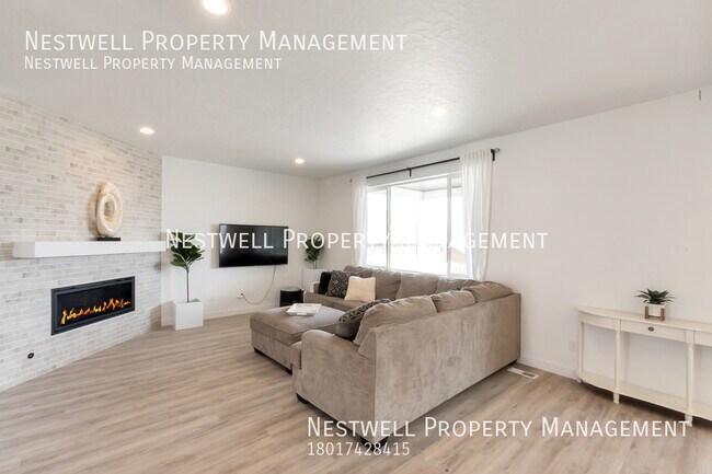 Foto del edificio - Beautiful 4-bed Home in Saratoga Springs