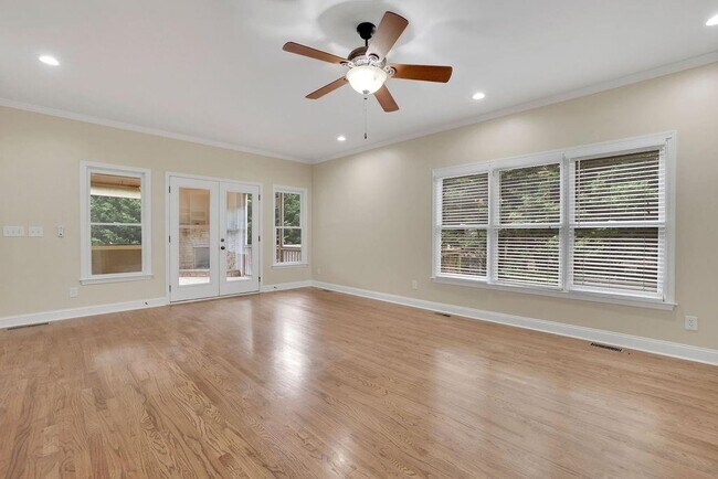 Building Photo - 8105 Majors Glen Ct