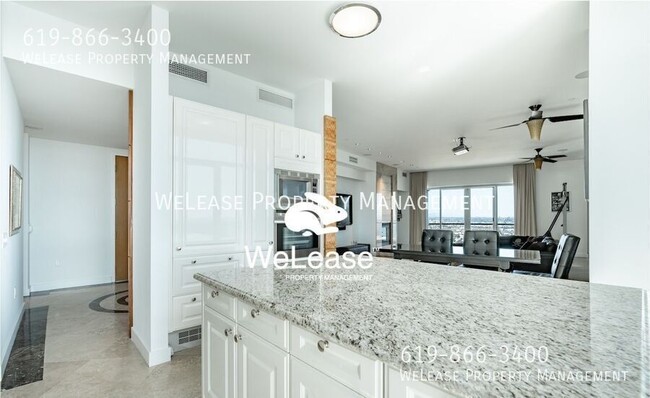 Building Photo - Pristine Private Penthouse with Panoramic ...