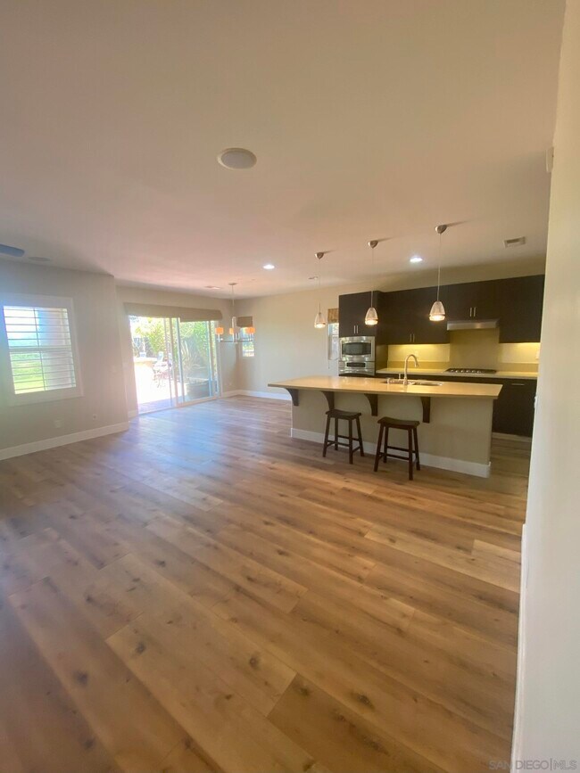 Building Photo - 7422 Sitio Montilla