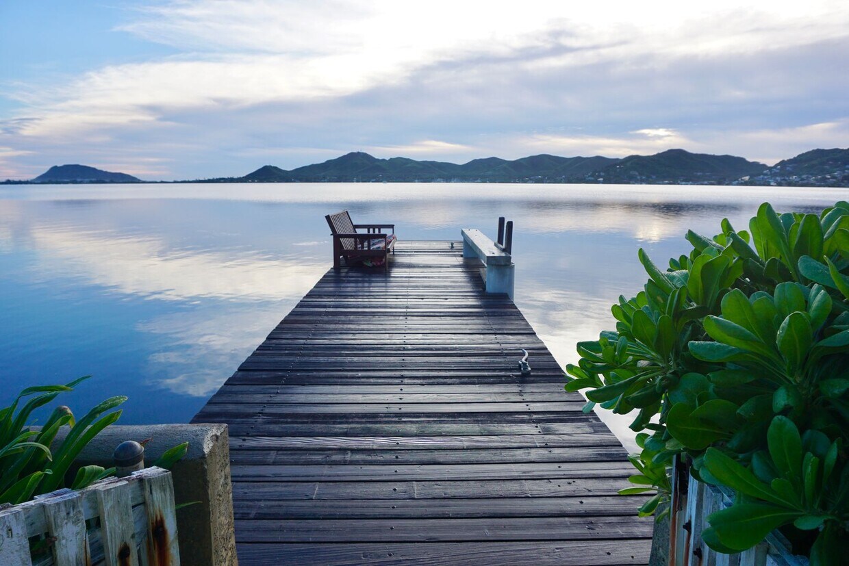 Foto principal - Kaneohe - Waterfront 3 bedroom, 1 bathroom...