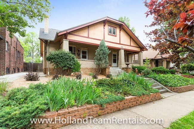 Building Photo - AWESOME WASH PARK FULL DUPLEX! 2 UNITS FOR...